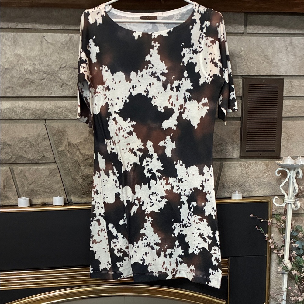 Nally & Millie Black and White Abstract Mini Dress
